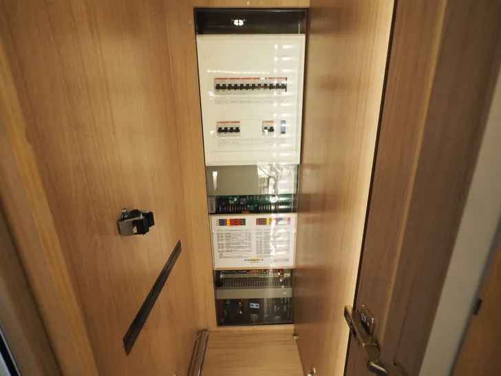 Fahrzeugbild Phoenix Top-Liner 8800 BMB, Luxuspaket, Klima, uvm. ! #25