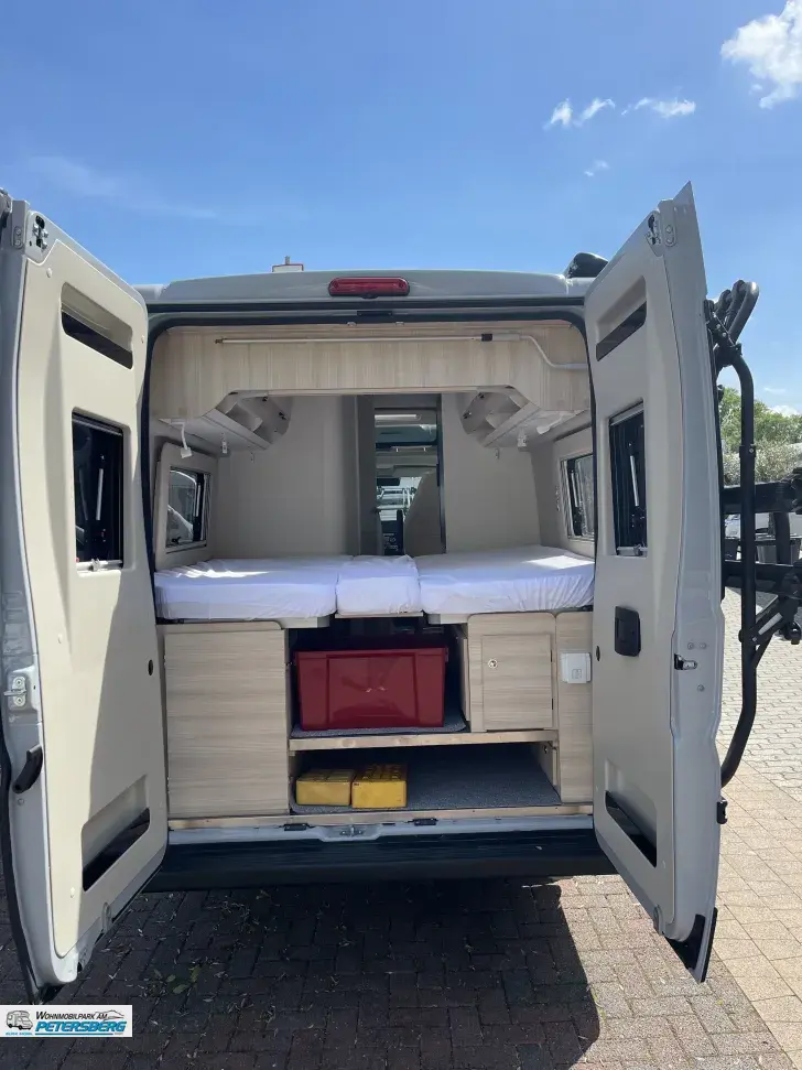 Fahrzeugbild Eura Mobil Van 635 EB Mondial- u. Fahrassistenzpaket #6