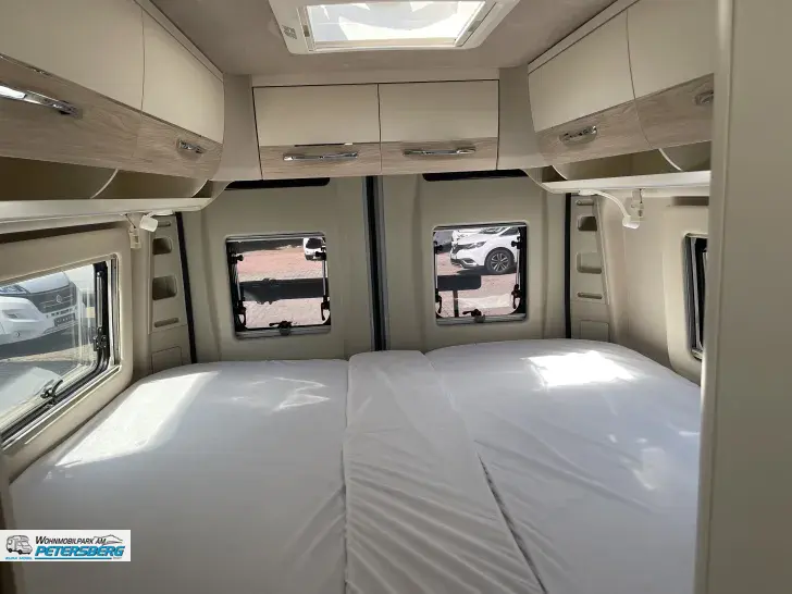 Fahrzeugbild Eura Mobil Van 635 EB Mondial- u. Fahrassistenzpaket #12