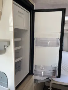 Fahrzeugbild Eura Mobil Van 635 EB Mondial- u. Fahrassistenzpaket #13