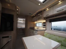 Fahrzeugbild Phoenix 8300 LX, Luxuspak., Luftfed., Lithiumpak., SAT #13