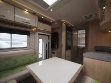 Fahrzeugbild Phoenix 8300 LX, Luxuspak., Luftfed., Lithiumpak., SAT #14