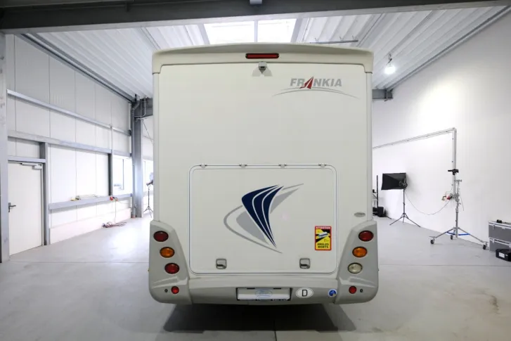 Fahrzeugbild Frankia T 740 BD Comfort/Festbett/Garage/Solar/Markise #5