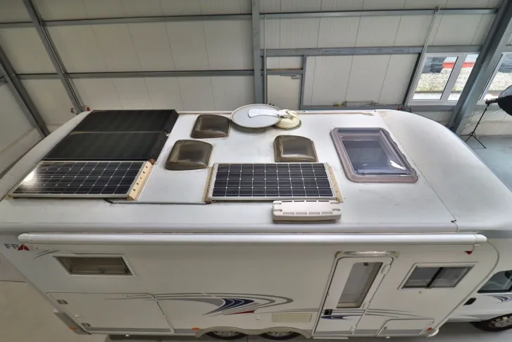 Fahrzeugbild Frankia T 740 BD Comfort/Festbett/Garage/Solar/Markise #7