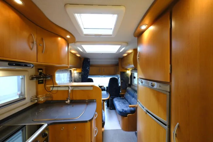 Fahrzeugbild Frankia T 740 BD Comfort/Festbett/Garage/Solar/Markise #11
