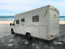 Fahrzeugbild Mooveo TEI 70 QBH/Queensbett+Hubbett/Garage/Solar/Klima #3