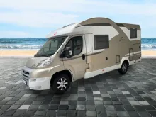 Fahrzeugbild Bürstner Ixeo IT674/Festbett+Hubbett/Garage/2xKlima/Solar #2
