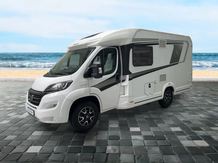 Fahrzeugbild Knaus Sky TI 550 Platinum Selction/Festbett/Finanzieru #2