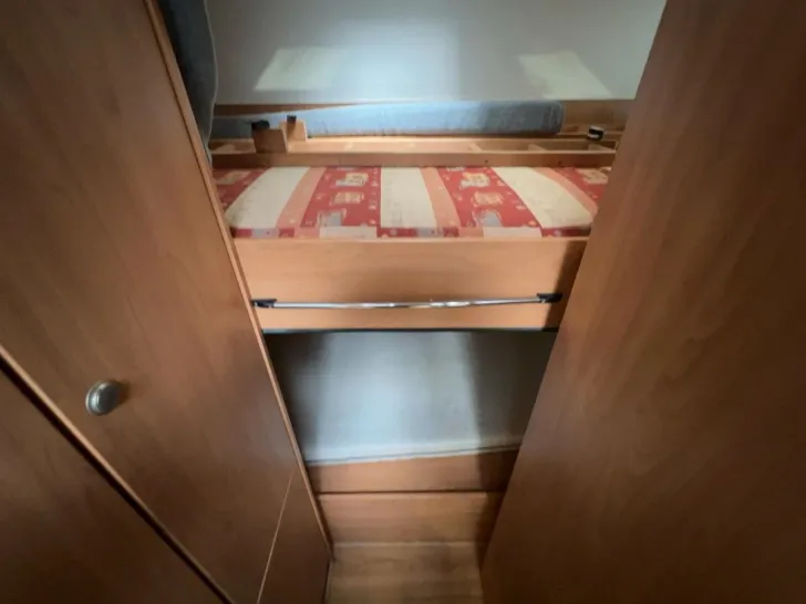 Fahrzeugbild Bürstner A 576 / Etagenbetten / Garage / DPF-Grün #12