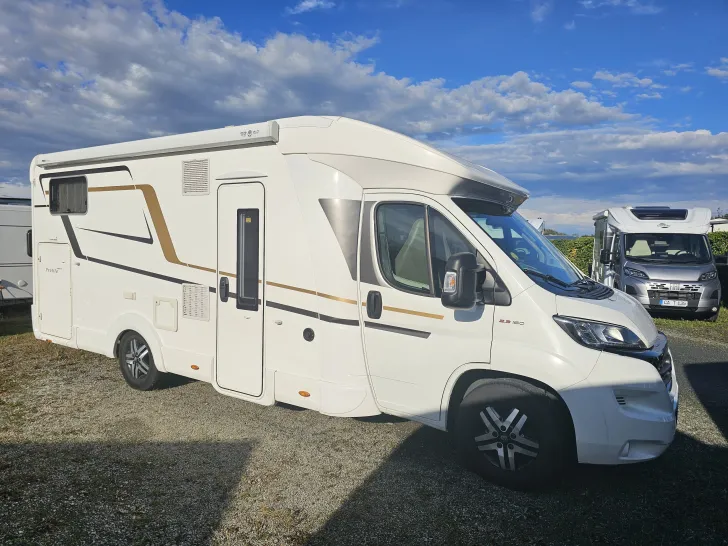 Fahrzeugbild Eura Mobil Profila T 720 EB Maxi 4,4 To. Luftfeder, 160 PS #1