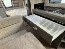 Fahrzeugbild Hobby De Luxe 540 KMFe Garage Auflastung 1800 kg #15