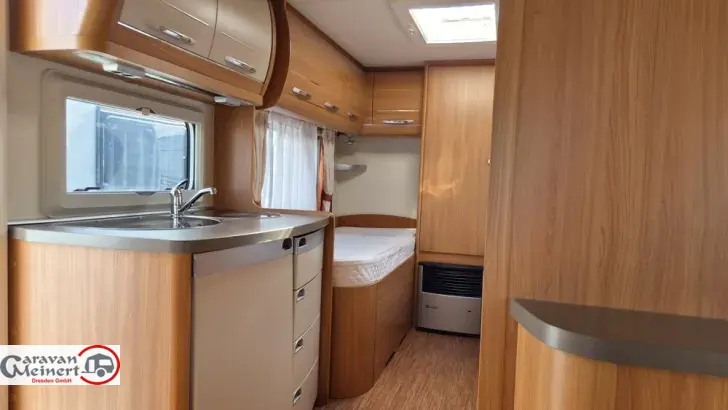 Fahrzeugbild Hobby De Luxe 460 LU #10