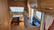 Fahrzeugbild Hobby De Luxe 460 LU #11