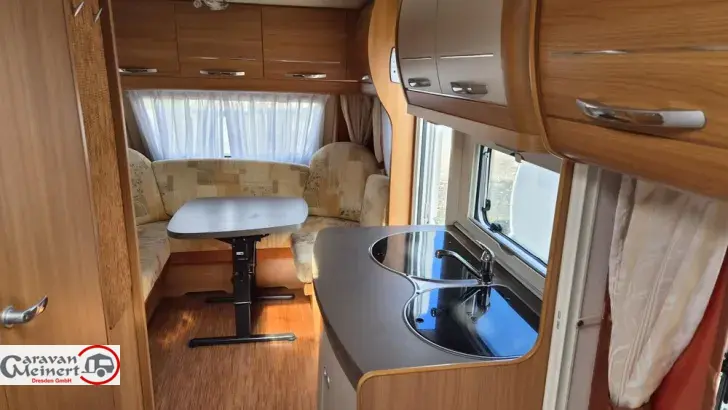 Fahrzeugbild Hobby De Luxe 460 LU #11