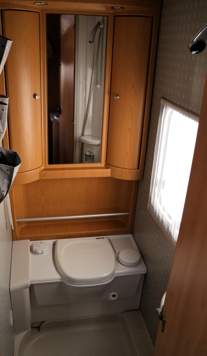Fahrzeugbild Bürstner Ventana 440 TS Vorzelt | Dusche |Top zustand #22