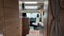 Sicht vorne-hinten Weinsberg CaraCompact EDITION PEPPER 600 MF Zustand sehr gut