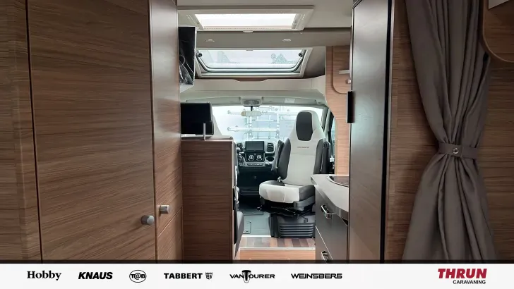 Sicht vorne-hinten Weinsberg CaraCompact EDITION PEPPER 600 MF Zustand sehr gut