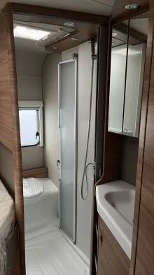 Toilette Weinsberg CaraCompact EDITION PEPPER 600 MF Zustand sehr gut