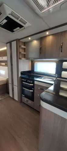 Fahrzeugbild Hobby Prestige 720 WQC Sehr gut gepflegt #6