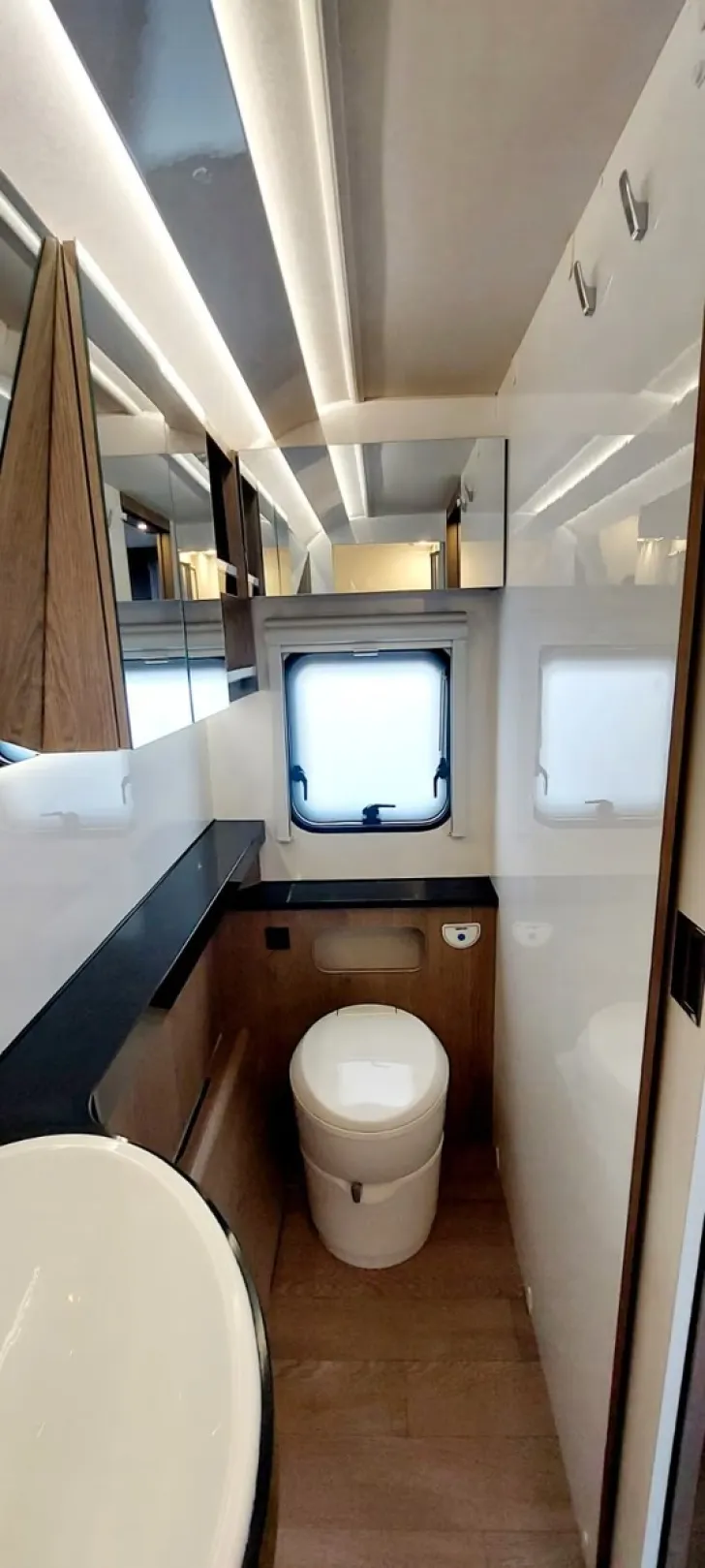 Fahrzeugbild Hobby Prestige 720 WQC Sehr gut gepflegt #8