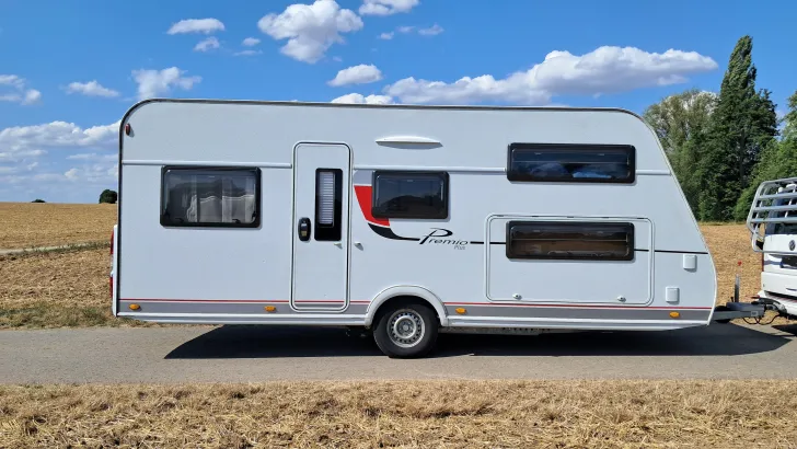 Fahrzeugbild Bürstner Premio Plus 510 TK inkl. Mover, Vorzelt, TÜV neu #1