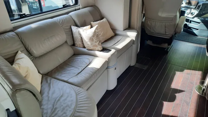 Fahrzeugbild Concorde Centurion 1200 GST #7