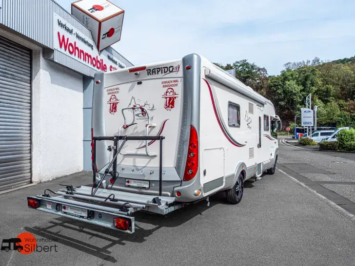 Fahrzeugbild Rapido Randonneur 9005 DFH - Einzelbetten+Hubbett*Heckbad #2