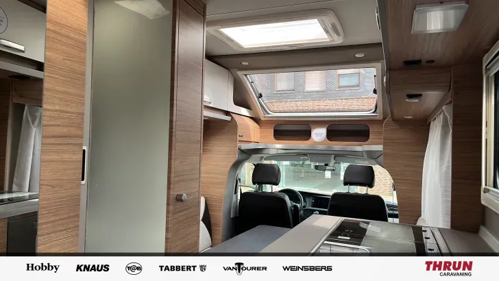 Sicht vorne-hinten Weinsberg X-CURSION VAN 500 LT EDITION [PEPPER] Zusatand sehr gut
