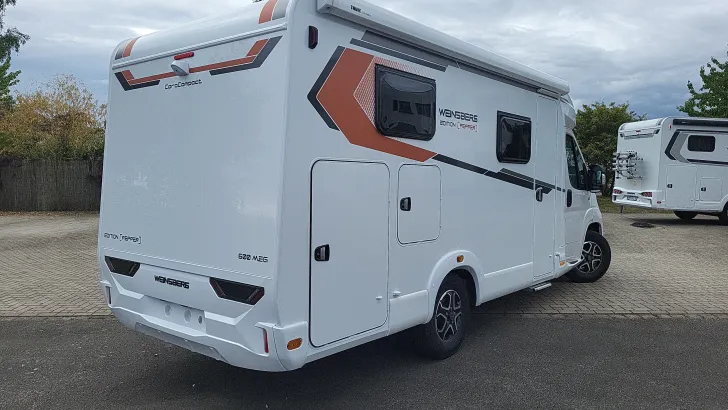 Seitlich Weinsberg CaraCompact EDITION PEPPER 600 MEG