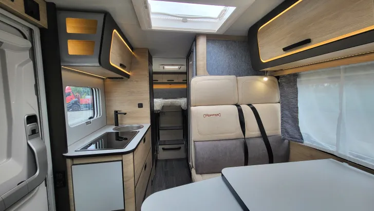 Sicht vorne-hinten Weinsberg CaraCompact EDITION PEPPER 600 MEG