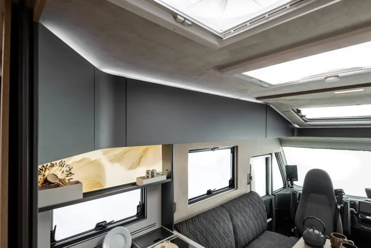 Fahrzeugbild Mobilvetta K Yacht Tekno Design 79 NB - mit Hubbett #25