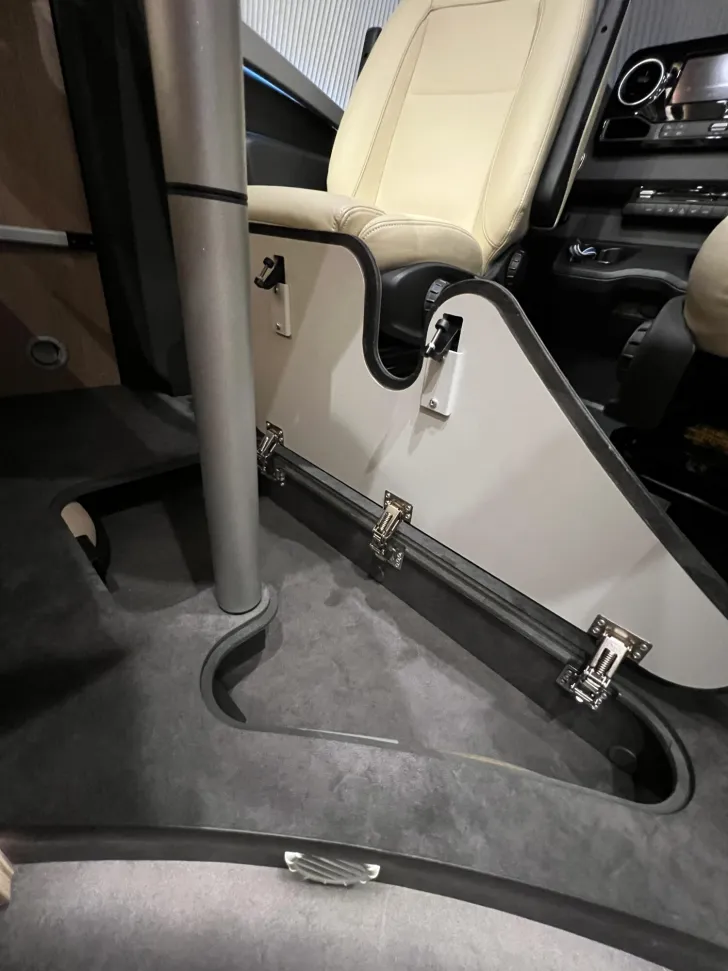 Fahrzeugbild Malibu Genius 641 LE 4x4 Black Label (657) #35