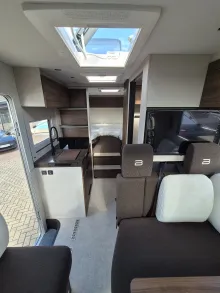 Fahrzeugbild Bürstner Signature SFT 7.0 #8
