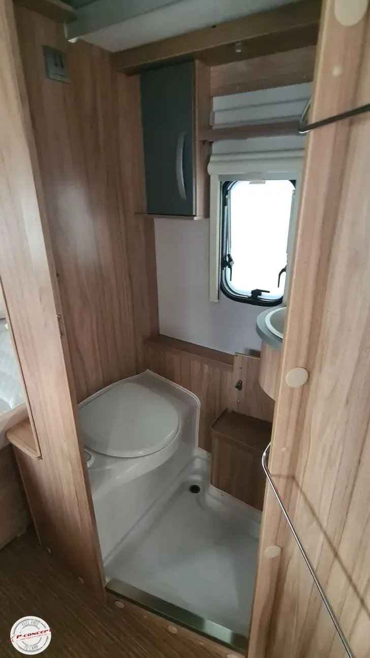 Fahrzeugbild Hymer Eriba Feeling 425 Neuwertig #36