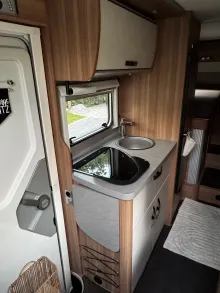 Fahrzeugbild Weinsberg CaraCompact EDITION PEPPER 600 MEG Top gepflegt #6
