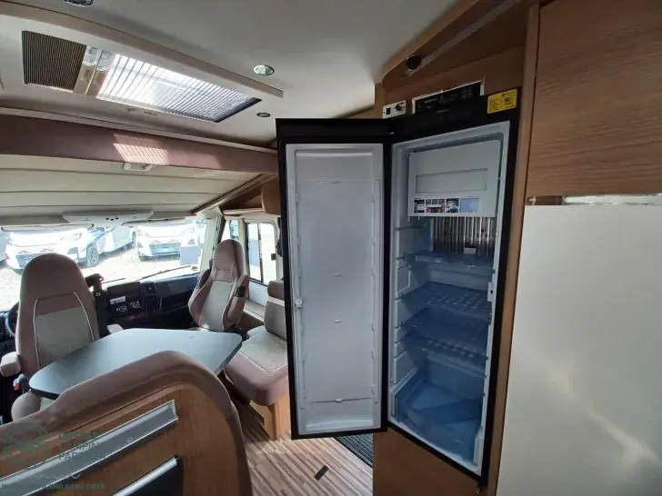 Fahrzeugbild Malibu I 410 Top gepflegt! #14