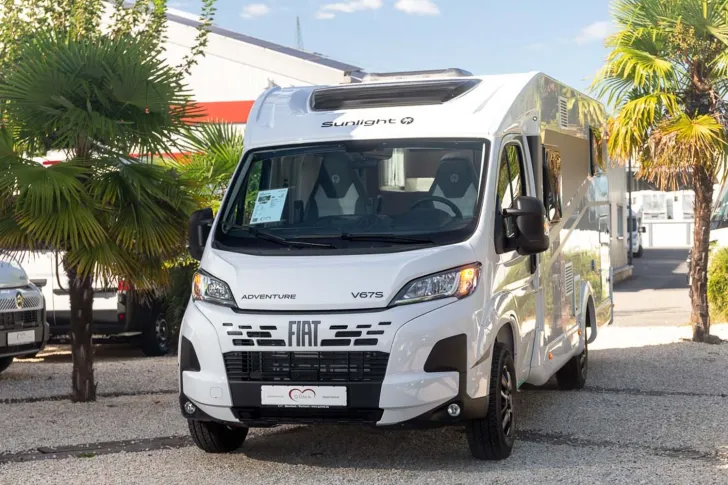 Fahrzeugbild Sunlight Adventure V 67S 7m L  2,14m B  594 KG Zuladung #2