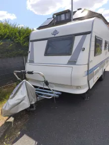 Fahrzeugbild Hobby Excellent 495 UL Mover, Vorzelt incl Vordach un #1