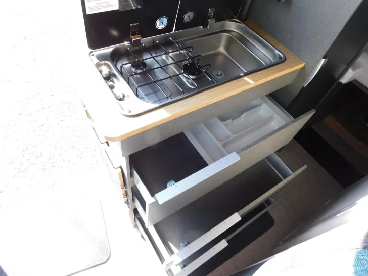 Fahrzeugbild Hymer Redwood 600 Automatik, Combi 6DE, Navi+Kamera #10