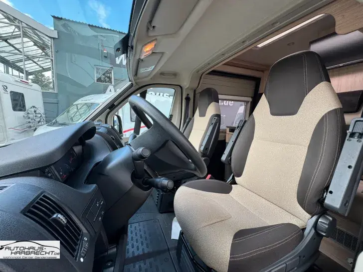 Fahrzeugbild Roadcar R 540-Markise-DAB-Ahk-Service neu #9