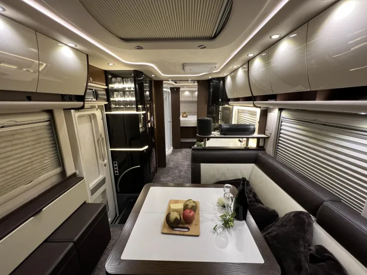 Fahrzeugbild Concorde Centurion Liner Plus 840F (K554) #12