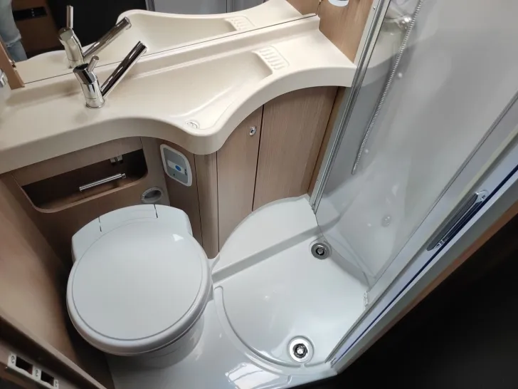 Fahrzeugbild Carthago C1-tourer T 143 KB LE comfort Fiat #13