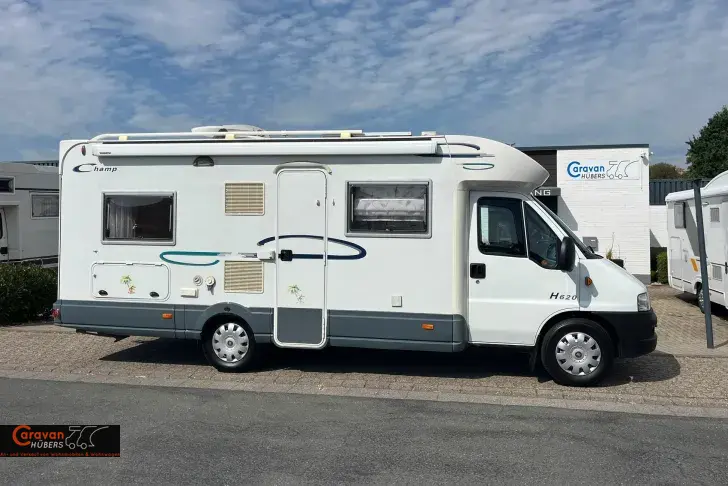 Fahrzeugbild Cristall Champ H 620 #2