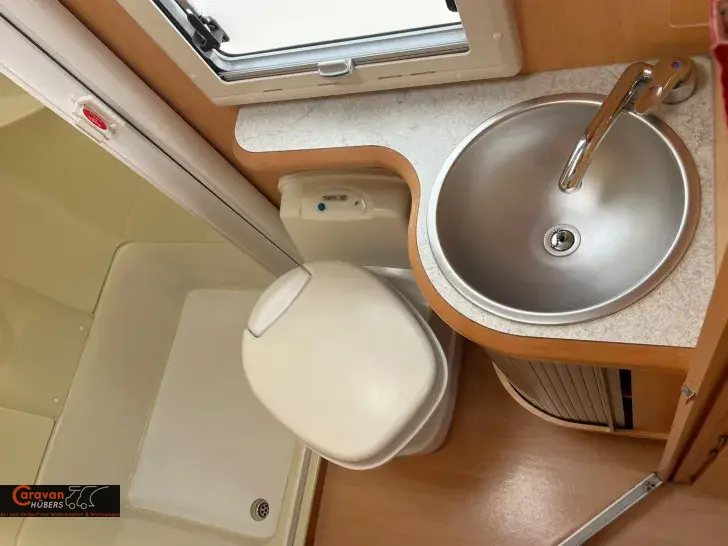 Fahrzeugbild Cristall Champ H 620 #10