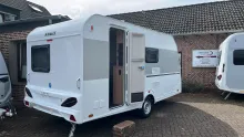 Schräg Hinten Knaus Sport 420 QD Zustand sehr gut