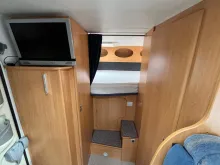 Fahrzeugbild Challenger Genesis 34 #12