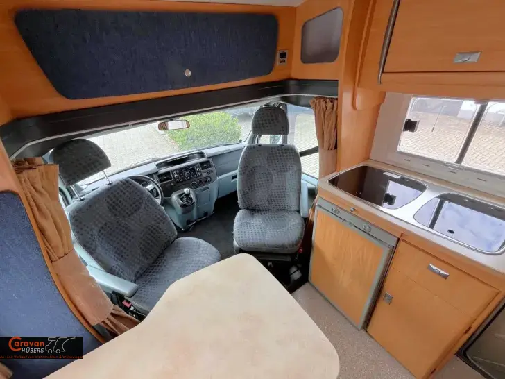 Fahrzeugbild Challenger Genesis 34 #20