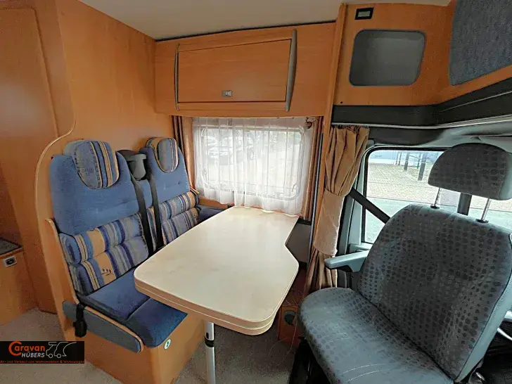 Fahrzeugbild Challenger Genesis 34 #22