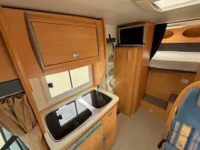 Fahrzeugbild Challenger Genesis 34 #24