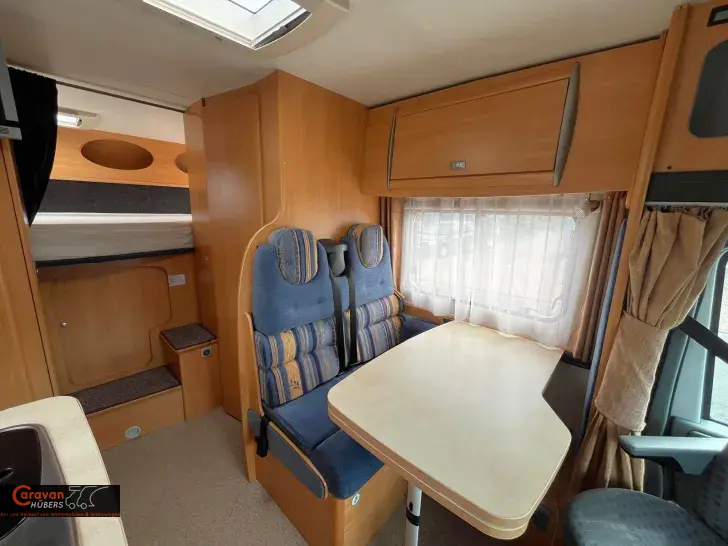 Fahrzeugbild Challenger Genesis 34 #25